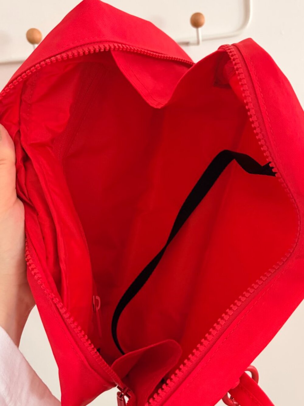 Baggu Regular Nylon Bowler Bag - Candy Apple Red - Picture 6 of 7